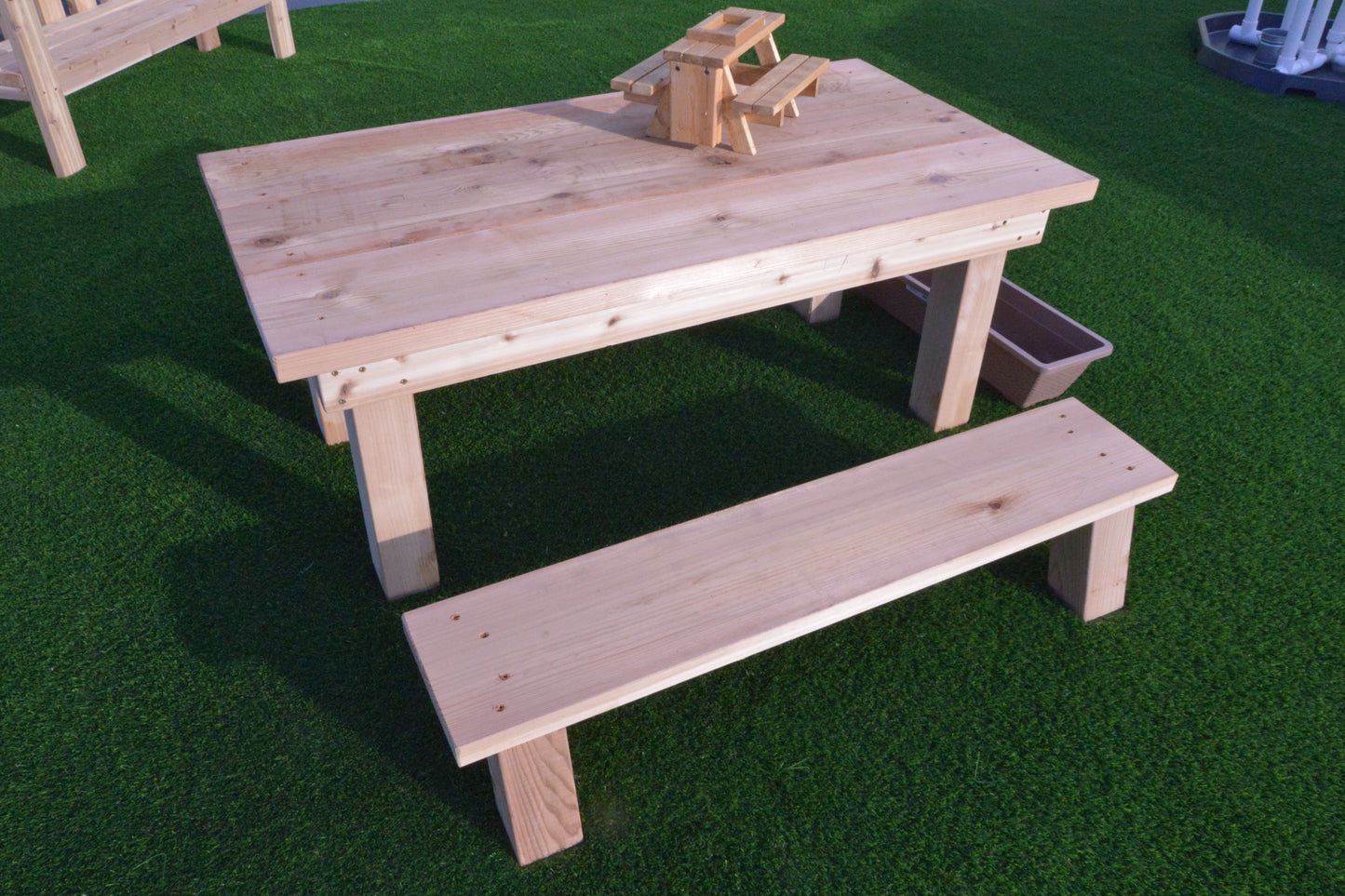 Project Table & 2 Benches Kindergarten Set