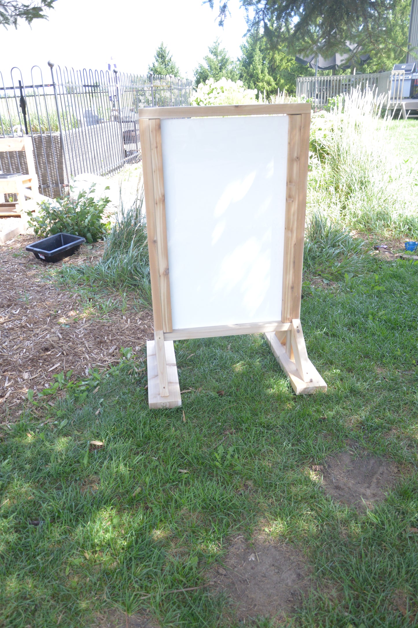 Outdoor Art Easel