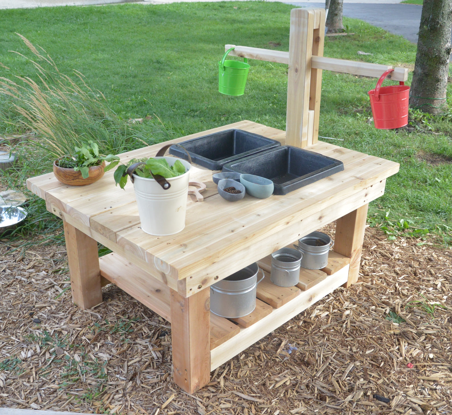 Explorer Table with Weigh Scale