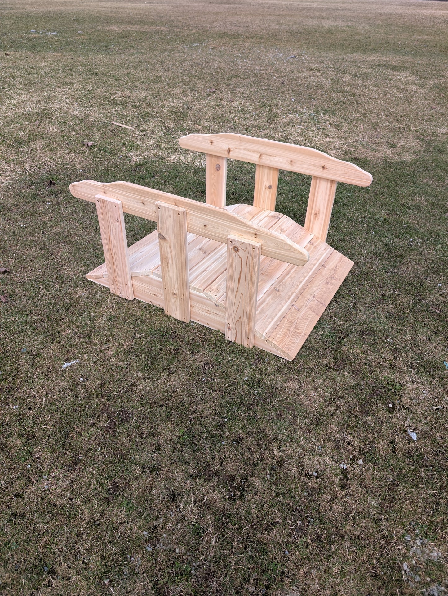 Cedar Outdoor Ramp with Handrails